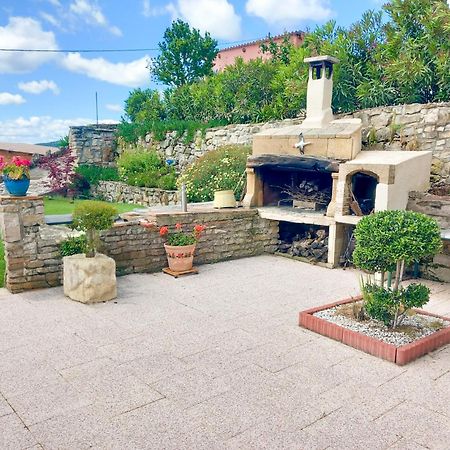 Escapade A Lodeve La Paisible Apartment Ngoại thất bức ảnh